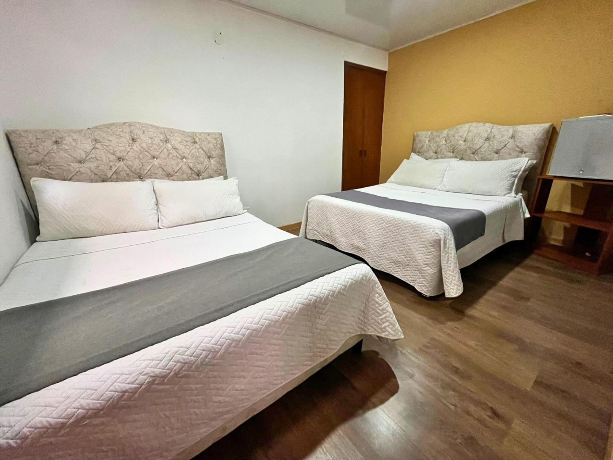 Отель Titas House Богота Экстерьер фото